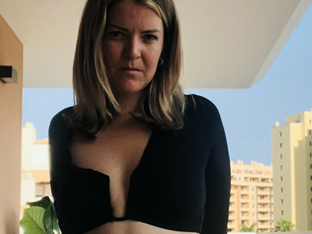 Naughtyholly's profile - Image n°3