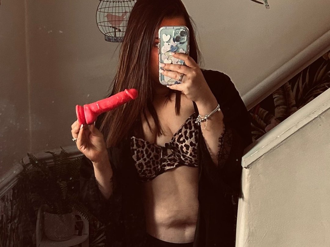 Naughtylittlehope's profile - Image n°0