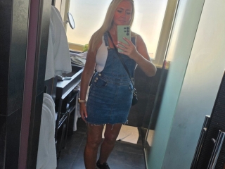 Webcam sex met Naughtyy_Elliee