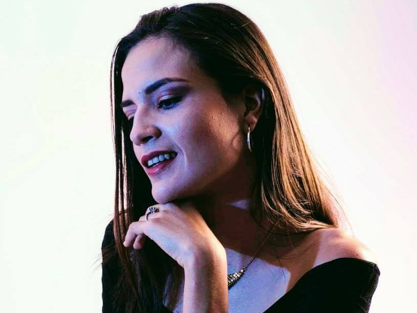 naugtyemma's profile - Image n°2