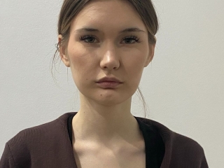 Webcam sex with Nelleloehlein