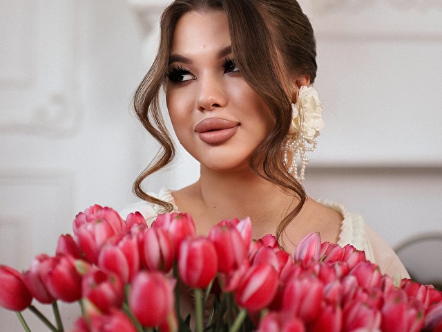 Nellyycum's profile - Image n°0