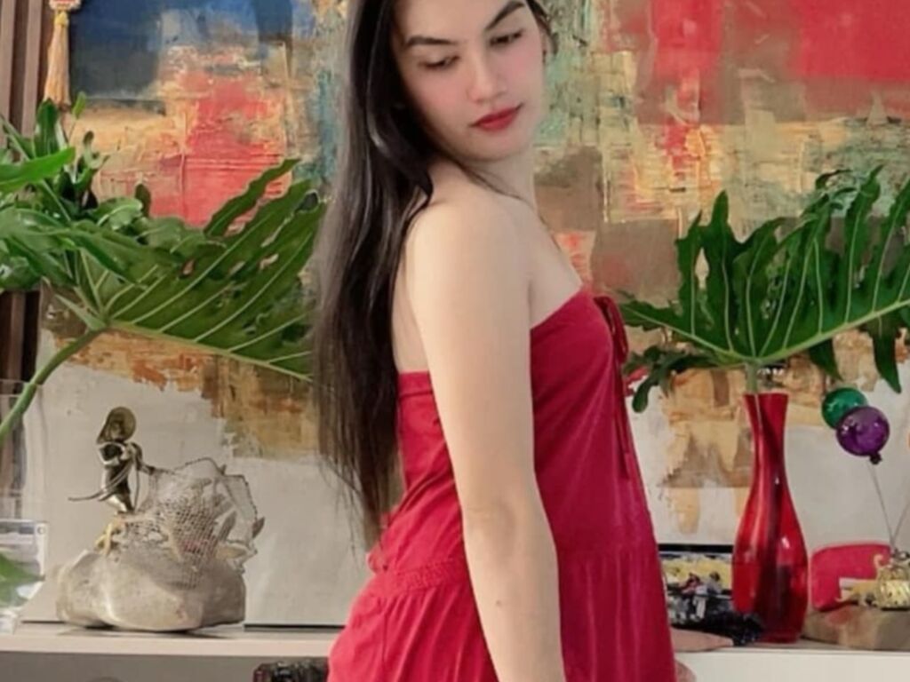 Nhicole's profile - Image n°1