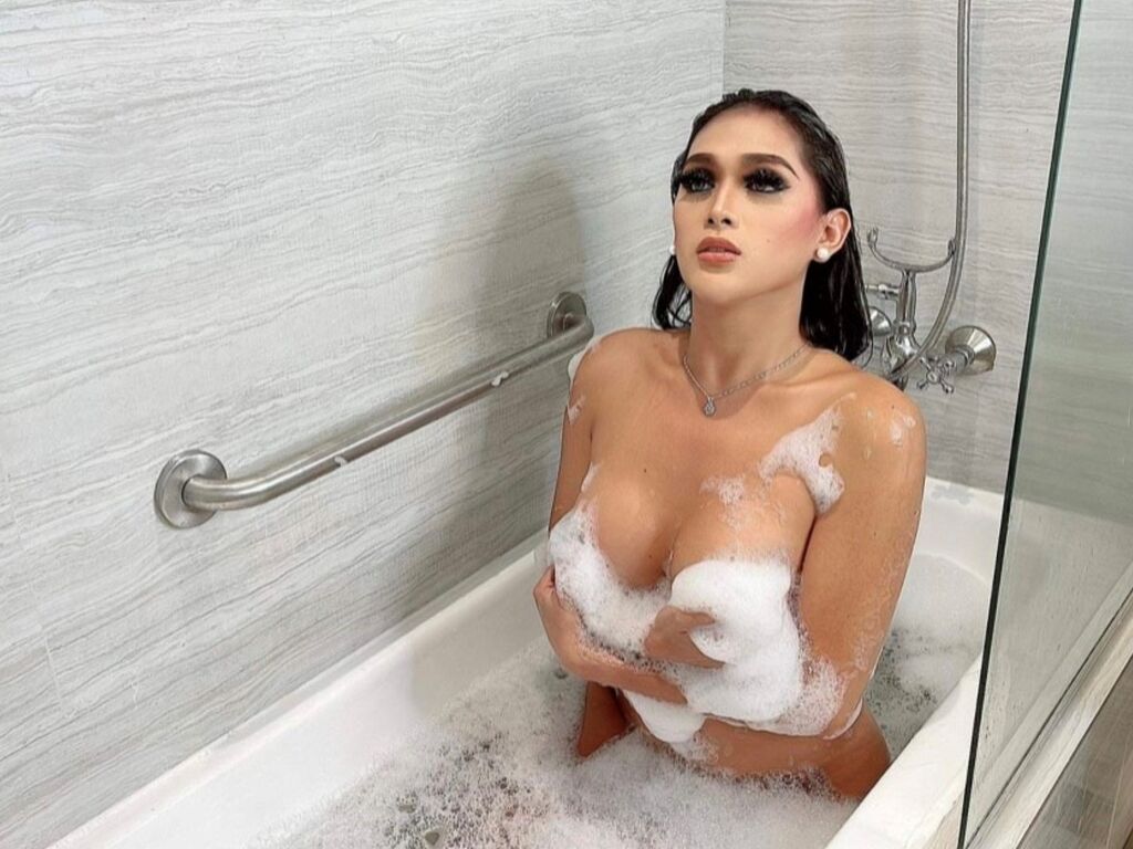 Nhicolealonzo's profile - Image n°3