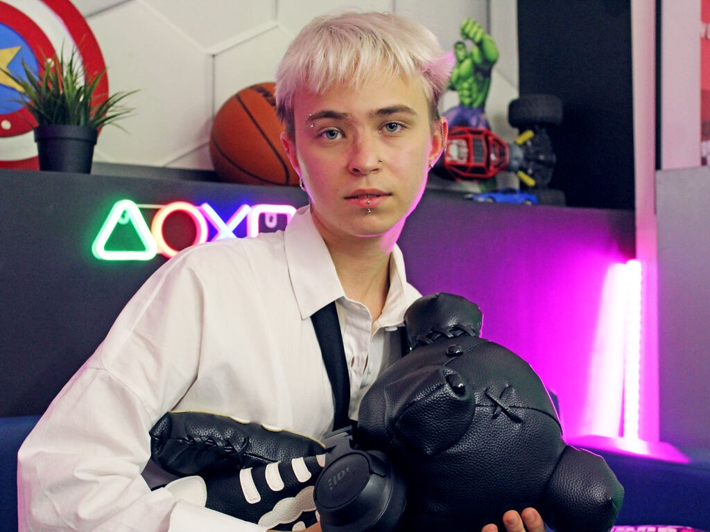 Nickbarins's profile - Image n°1
