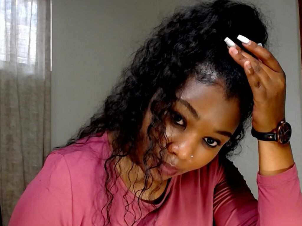 Nickijonson's profile - Image n°1