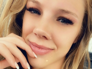 Live Sex Nickilovee23
