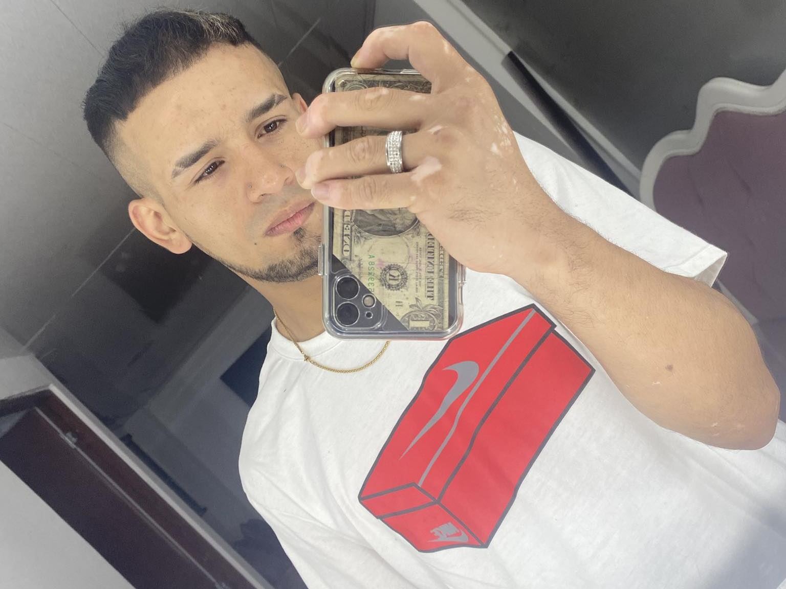 Nickstains777's profile - Image n°0