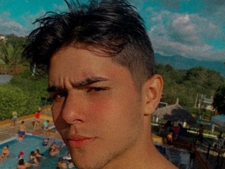 Nicolas113's Sexcam
