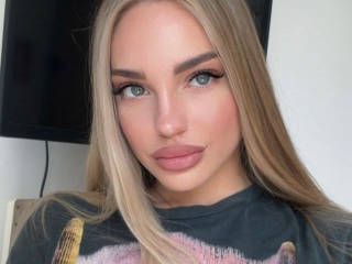 Nicole_Youthfull18's Sexcam