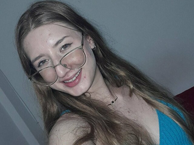 NicoleAndrew's profile - Image n°2