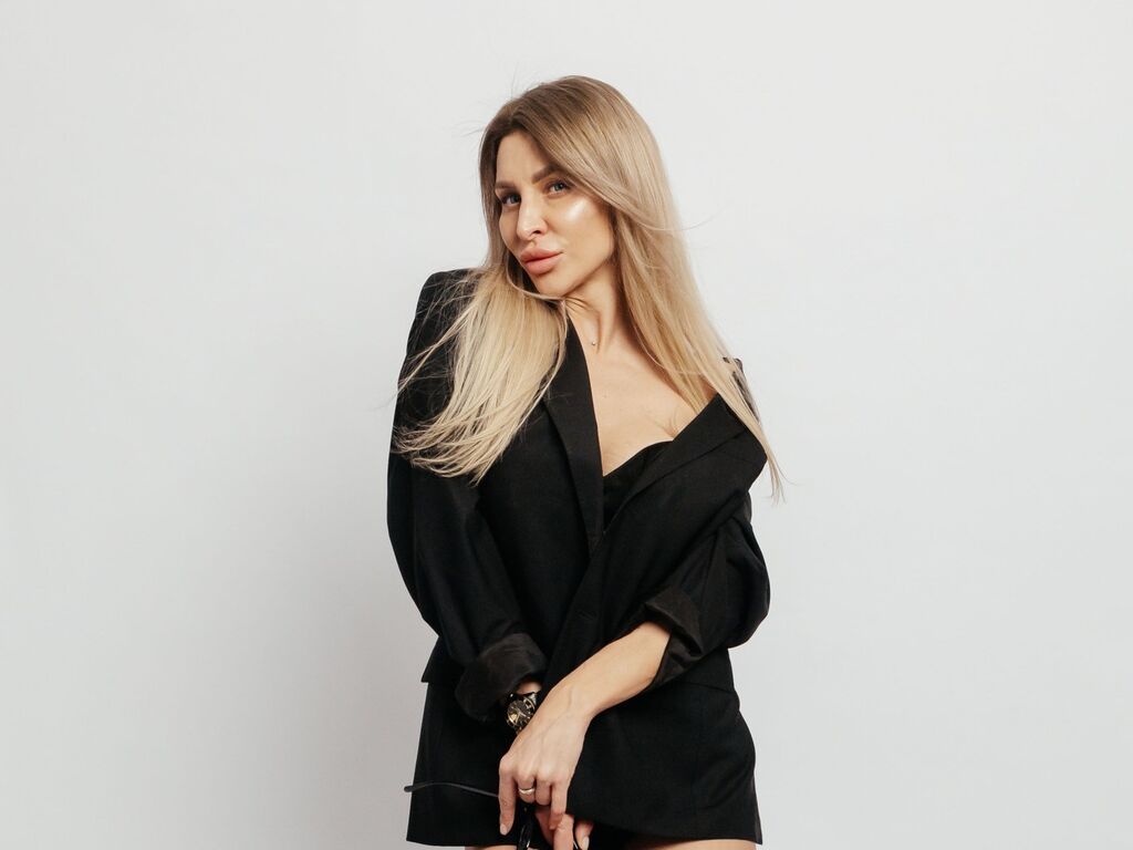 Nicoleariston's profile - Image n°1