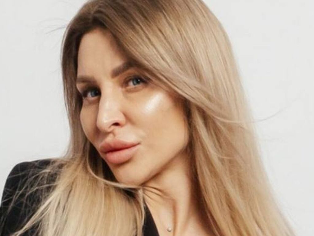 Nicoleariston's profile - Image n°2