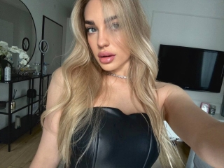 Live Sex Nicoleblueberry