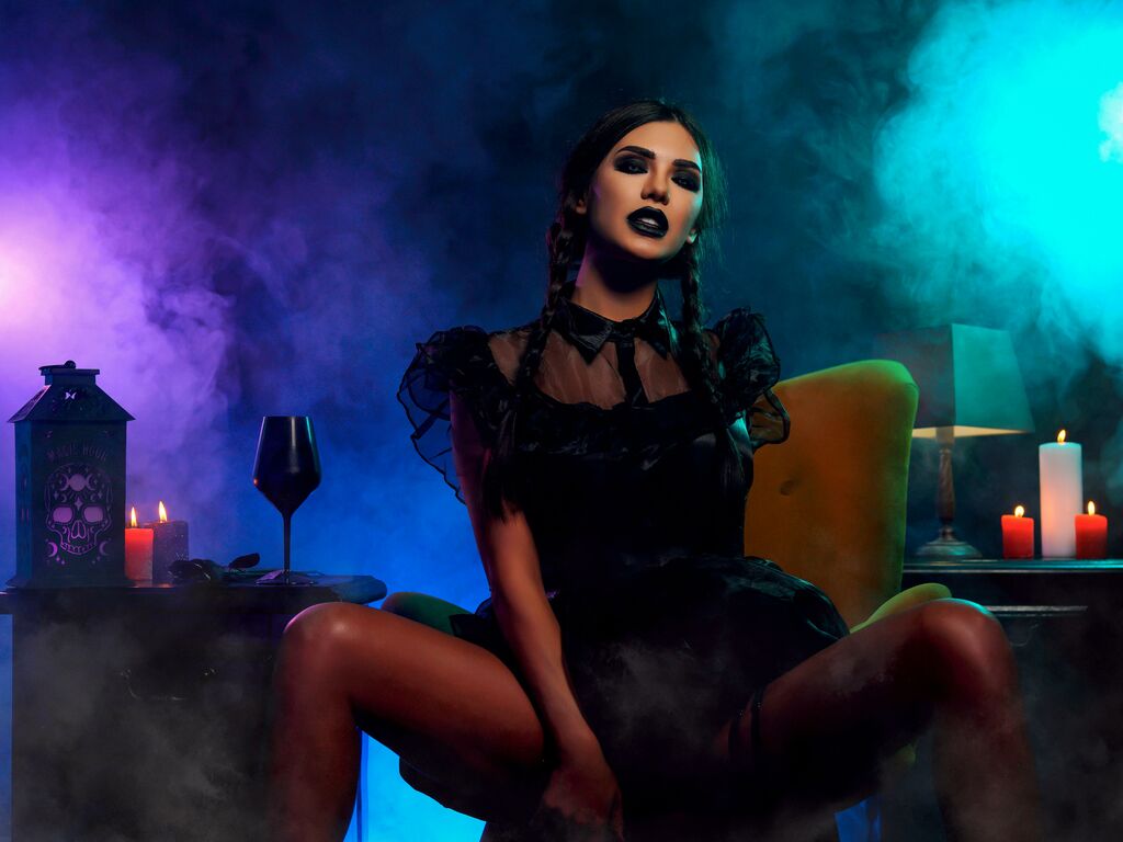 NicoleDevin's profile - Image n°14