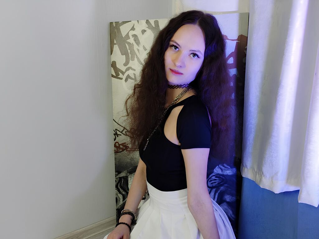 Nicolelovess's profile - Image n°0