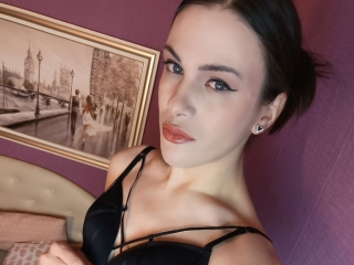 Sexo por webcam con Nicoleredfields