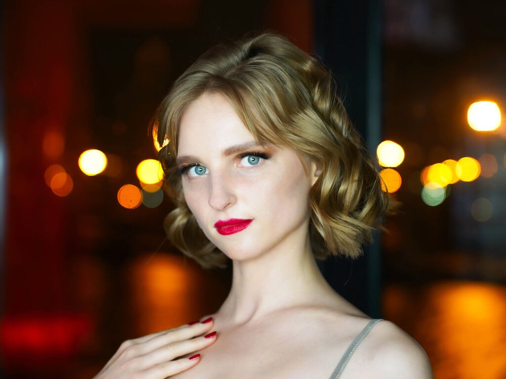 Nicoleredstone's profile - Image n°3