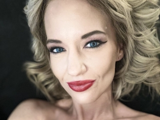 Nicoletteroze's Sexcam