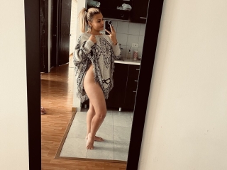 Nicolettezafiro's Sexcam