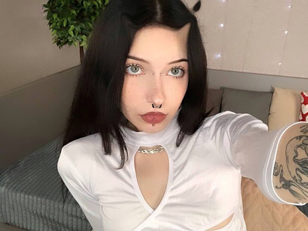 Nicolewane's profile - Image n°0
