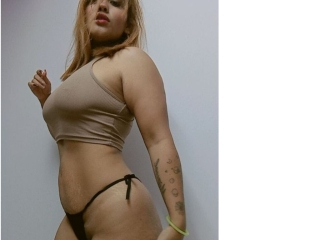 Sexo por webcam con Nicollemontiel