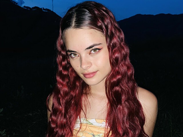 NicollSaenz's profile - Image n°0