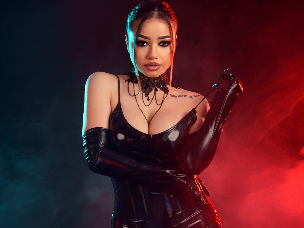 Nikibryce's profile - Image n°4