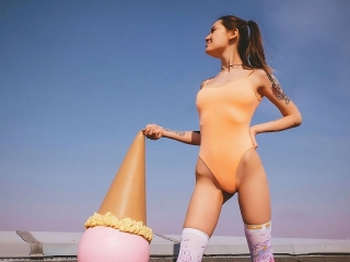 Nikkibern's Sexcam