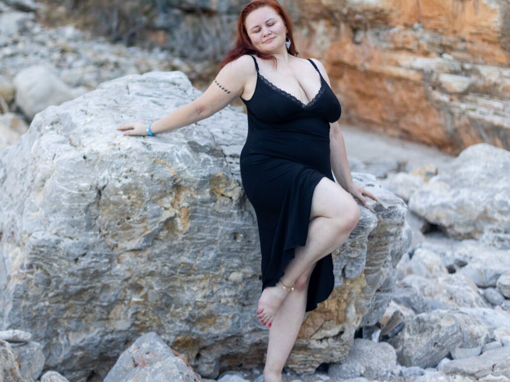 Nikkyhartly's profile - Image n°2