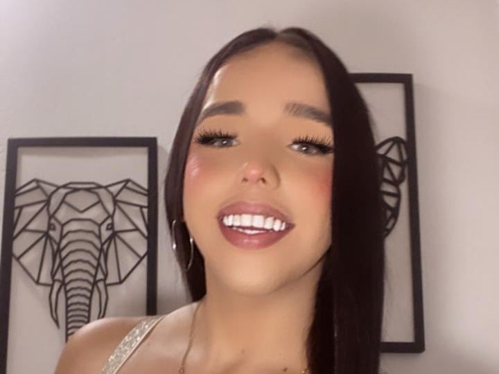 Nikkythompsonn's profile - Image n°0