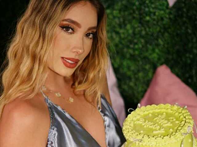 Profil de NikyRomaneli - Photo n°7