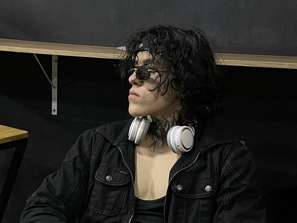 Nilvalentino's profile - Image n°1
