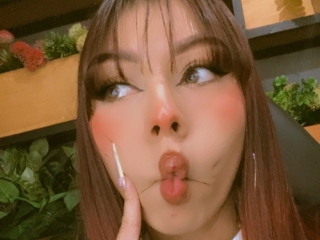 Sexo por webcam con Ninaacol