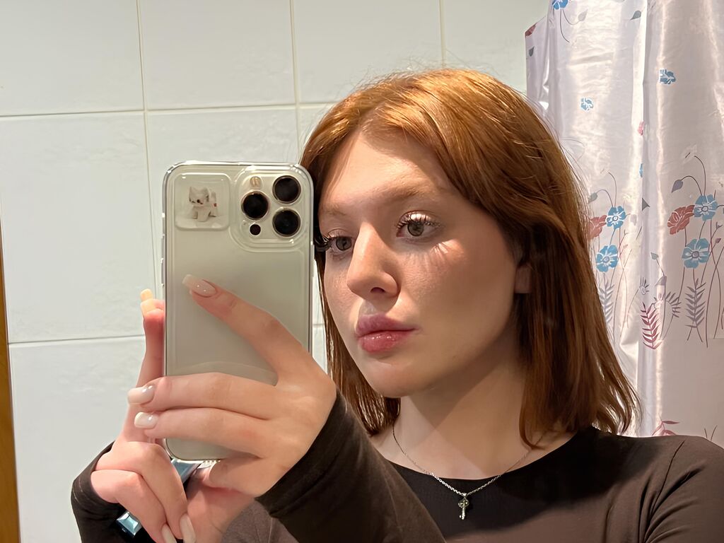 Ninacoll's profile - Image n°0