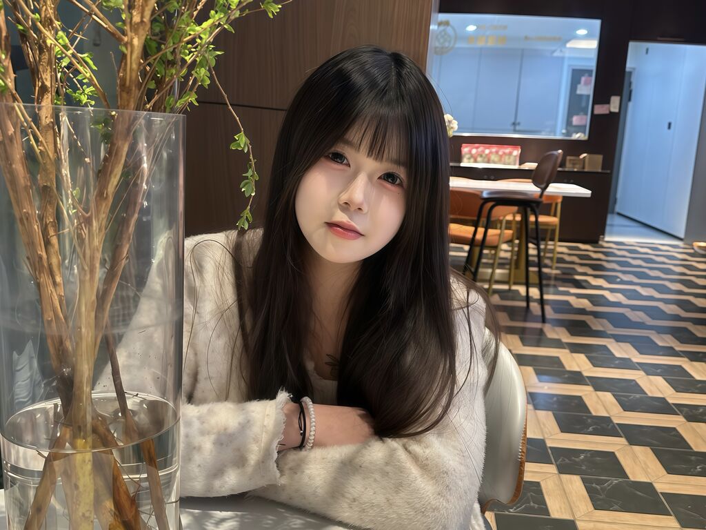 Ninahilda's profile - Image n°0