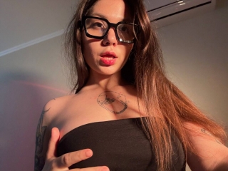 Sexo por webcam con Ninariflower