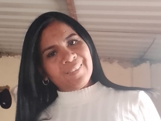 Sexo por webcam con Ninarossee