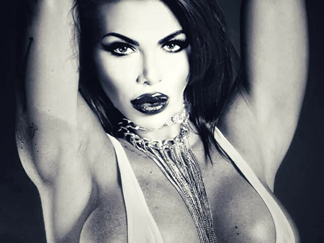 Ninashay's profile - Image n°2
