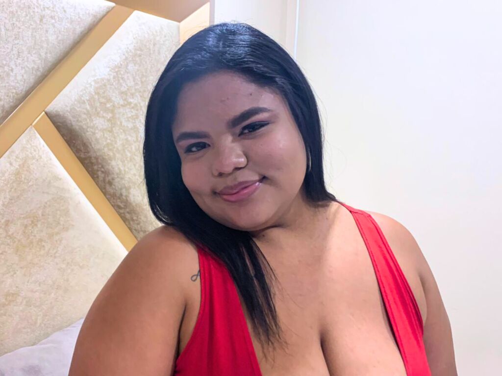 Ninawebster's profile - Image n°1