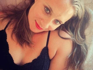 Webcam sex met Nini87