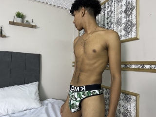 Noahhorny18's Sexcam