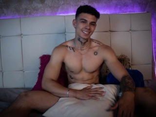 Webcam sex with Noahmush