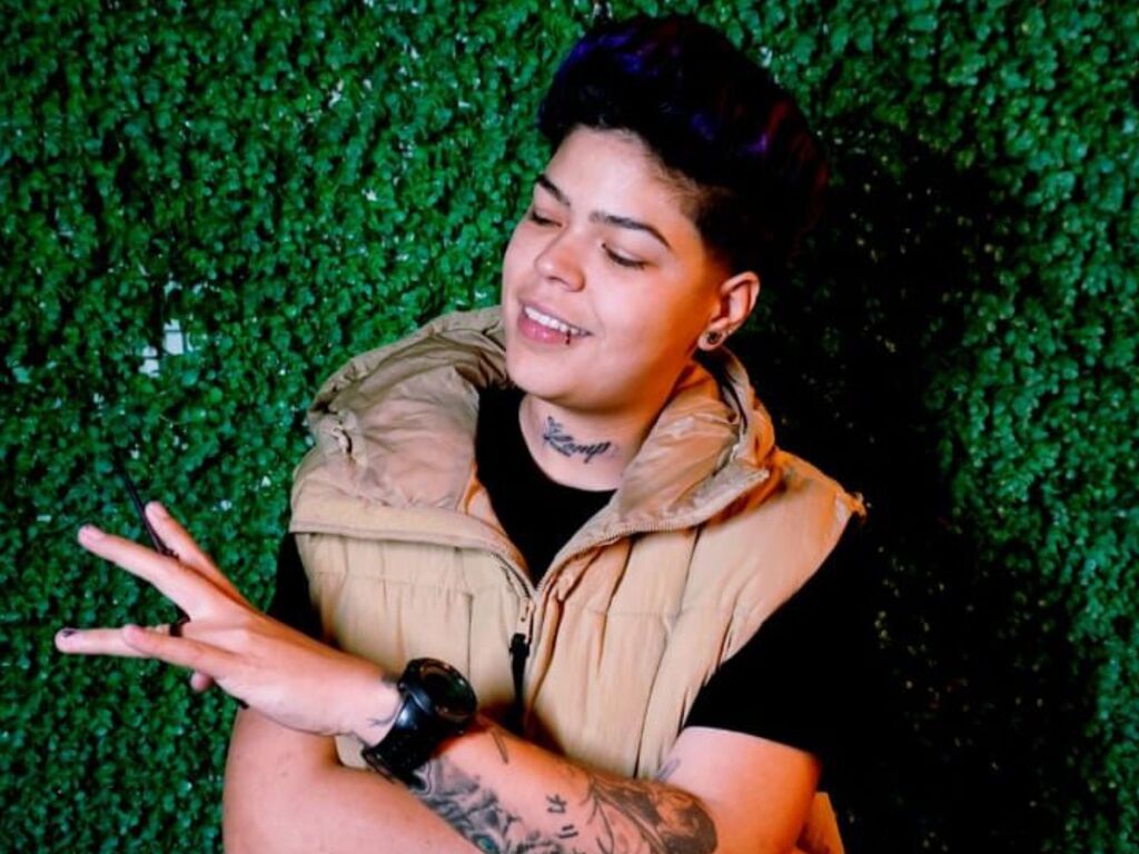 Perfil con Noravega - Imagen  n°0