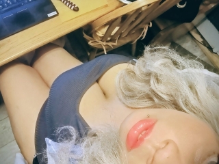 Sexo por webcam con Notevenprettyxx