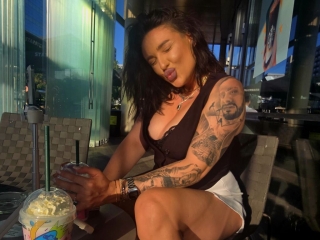 Webcam sex with Oksanabloom