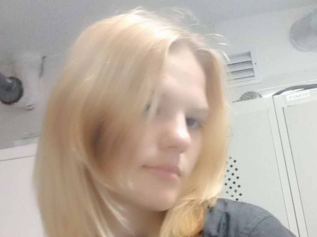 Oliviarambousek's profile - Image n°1
