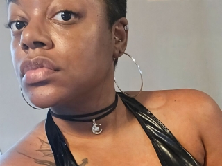 Webcam sex con Onyxdahlia
