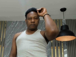 Sexo por webcam con Osmanlatt