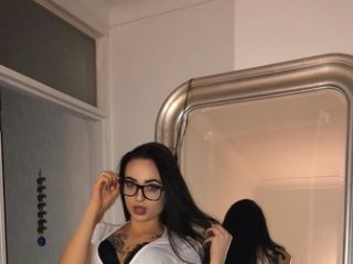 PoppyMayBabestation's Sexcam
